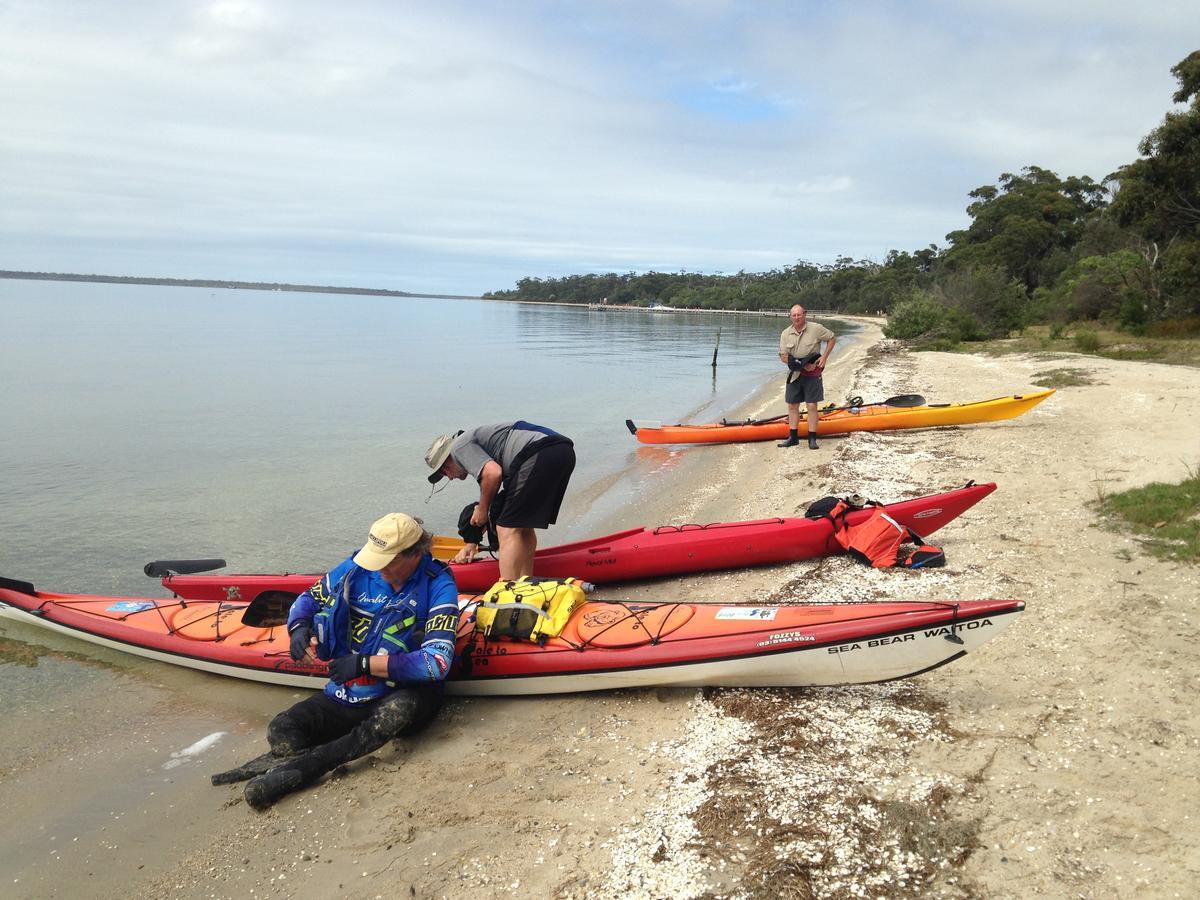 Swan Cove Beachfront Raymond Island Exterior foto